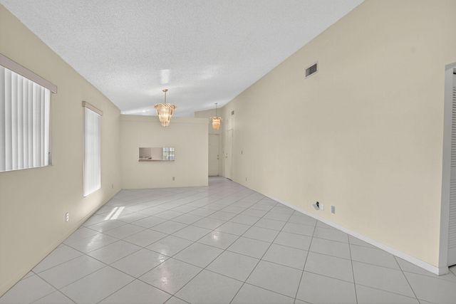 8129 Springtree Road, Boca Raton, FL 33496