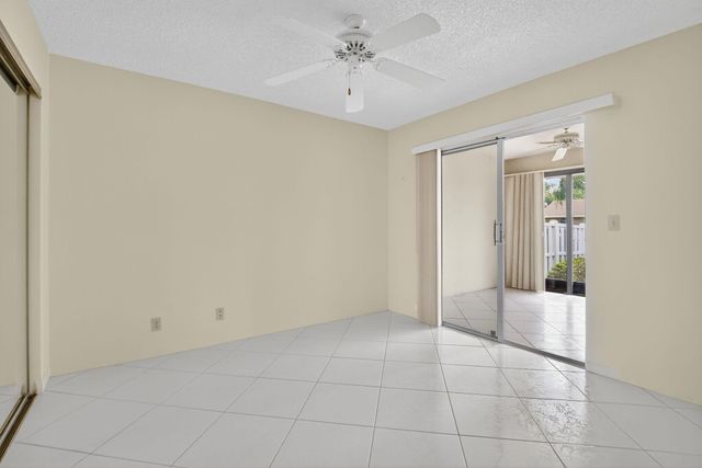 8129 Springtree Road, Boca Raton, FL 33496