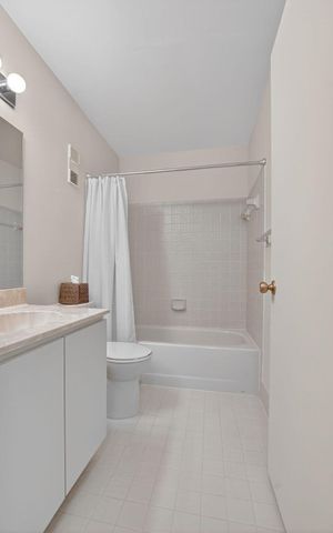8129 Springtree Road, Boca Raton, FL 33496