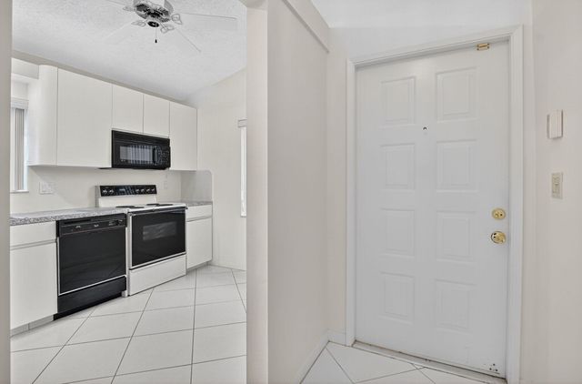 8129 Springtree Road, Boca Raton, FL 33496