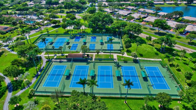 8129 Springtree Road, Boca Raton, FL 33496