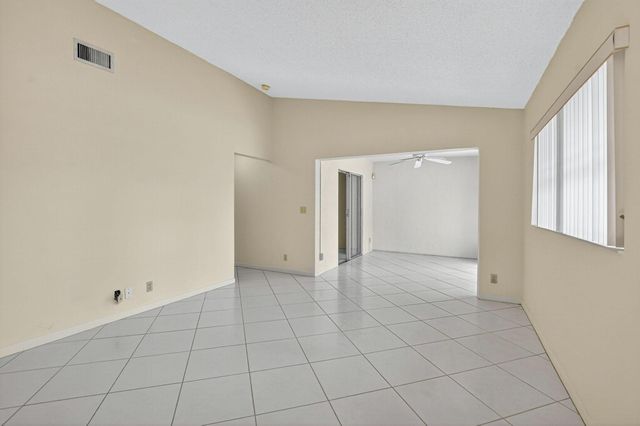 8129 Springtree Road, Boca Raton, FL 33496