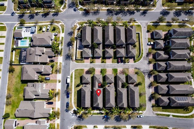 5917 GRASSY POINT ROAD, Winter Garden, FL 34787