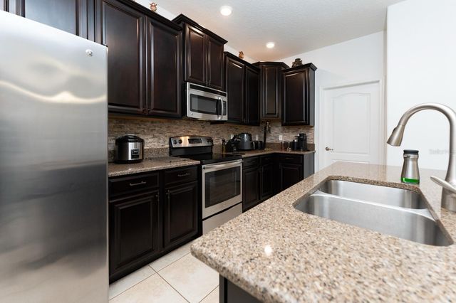 5917 GRASSY POINT ROAD, Winter Garden, FL 34787