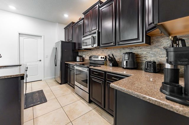 5917 GRASSY POINT ROAD, Winter Garden, FL 34787