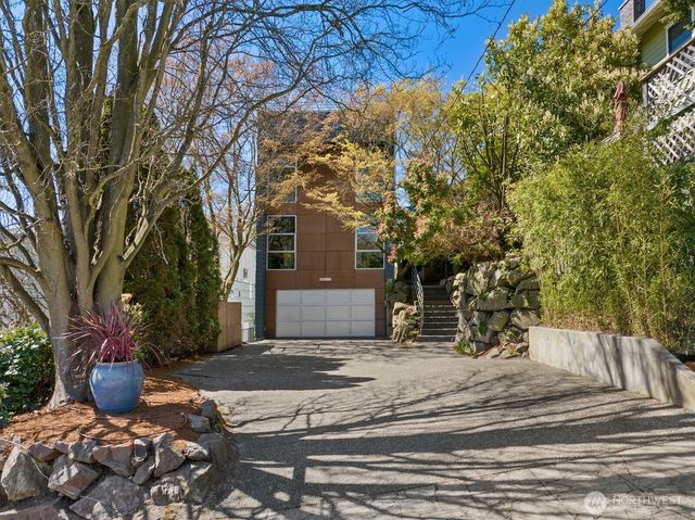 1953 9th Avenue W, Seattle, WA 98119