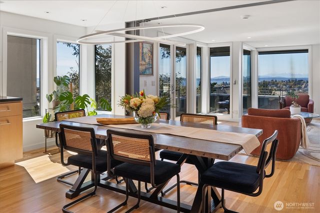 1953 9th Avenue W, Seattle, WA 98119