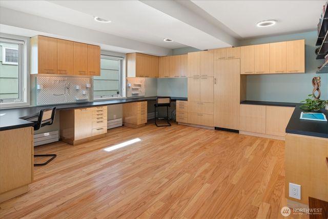 1953 9th Avenue W, Seattle, WA 98119