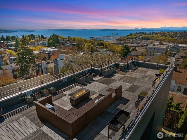 1953 9th Avenue W, Seattle, WA 98119