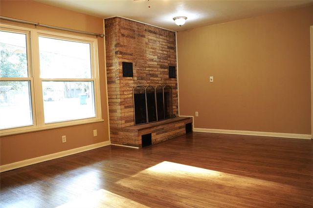 1202 Mac Drive, Sweeny, TX 77480