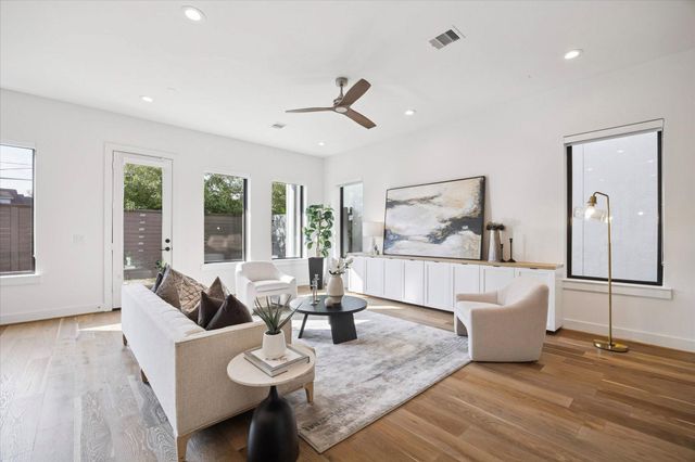 1739 Ojeman Point Lane, Houston, TX 77055