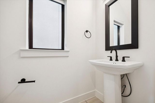 1739 Ojeman Point Lane, Houston, TX 77055