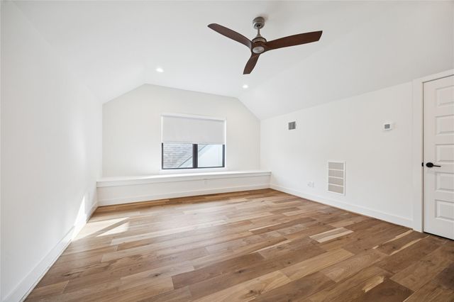 1739 Ojeman Point Lane, Houston, TX 77055