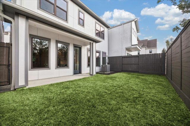 1739 Ojeman Point Lane, Houston, TX 77055