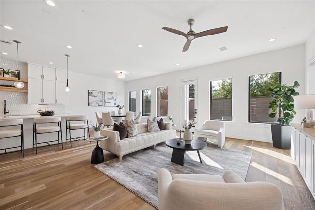 1739 Ojeman Point Lane, Houston, TX 77055