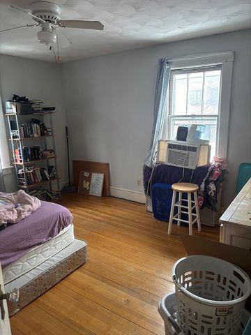 47 Hartford Terrace, Springfield, MA 01118