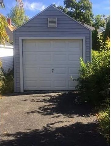 47 Hartford Terrace, Springfield, MA 01118