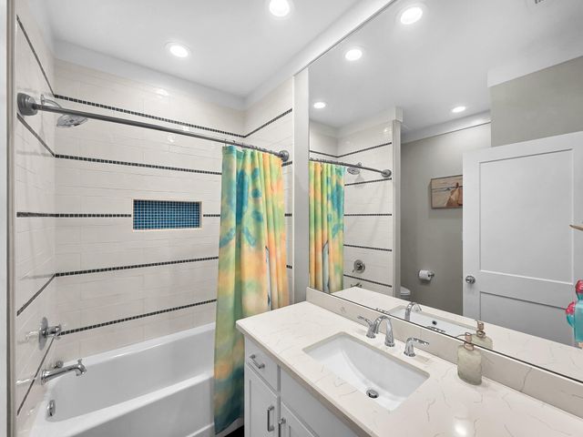 878 Surf Road, Crystal Beach, TX 77650