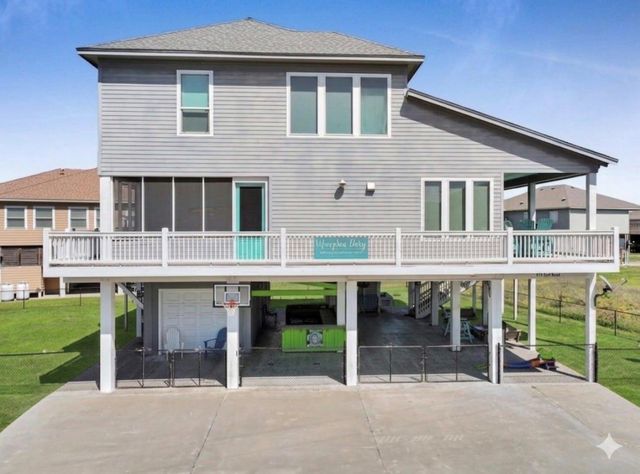 878 Surf Road, Crystal Beach, TX 77650