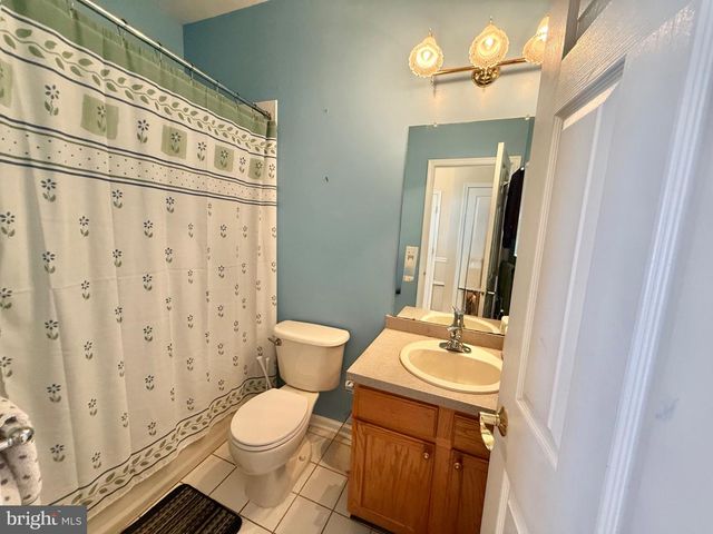 73 MEADOWLARK DR, Hamilton, NJ 08690