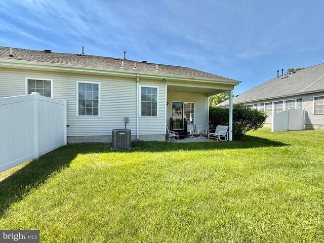 73 MEADOWLARK DR, Hamilton, NJ 08690
