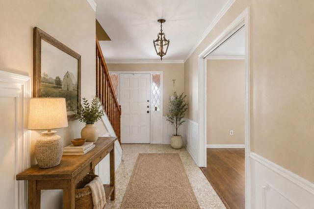 2210 Laurel Hill Drive, Kingwood, TX 77339