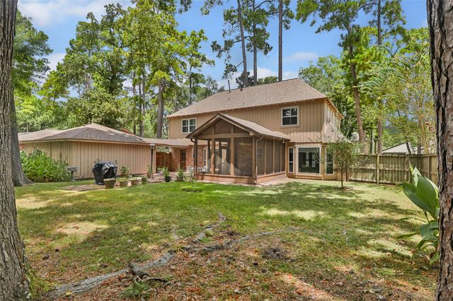 2210 Laurel Hill Drive, Kingwood, TX 77339