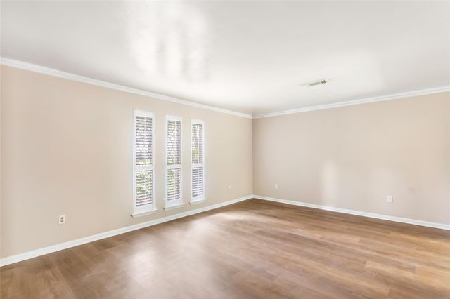 2210 Laurel Hill Drive, Kingwood, TX 77339