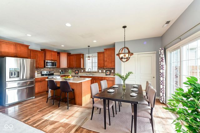 6657 Park Grove Boulevard, Whitestown, IN 46075