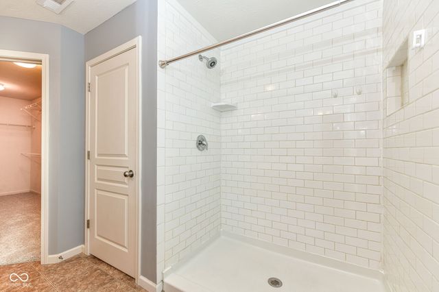 6657 Park Grove Boulevard, Whitestown, IN 46075