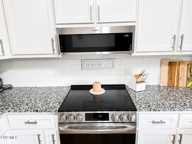 209 Polk Drive, Jonesborough, TN 37659