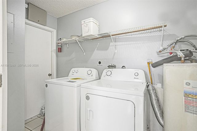 215 NW 12th Ct, Dania Beach, FL 33004