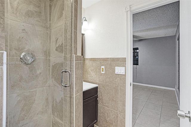 215 NW 12th Ct, Dania Beach, FL 33004