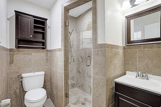 215 NW 12th Ct, Dania Beach, FL 33004