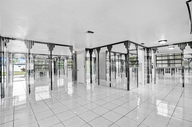 215 NW 12th Ct, Dania Beach, FL 33004