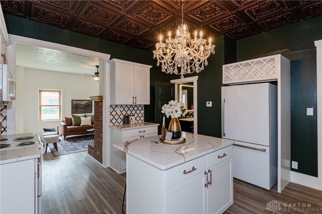 1925 E 4th Street, Dayton, OH 45403