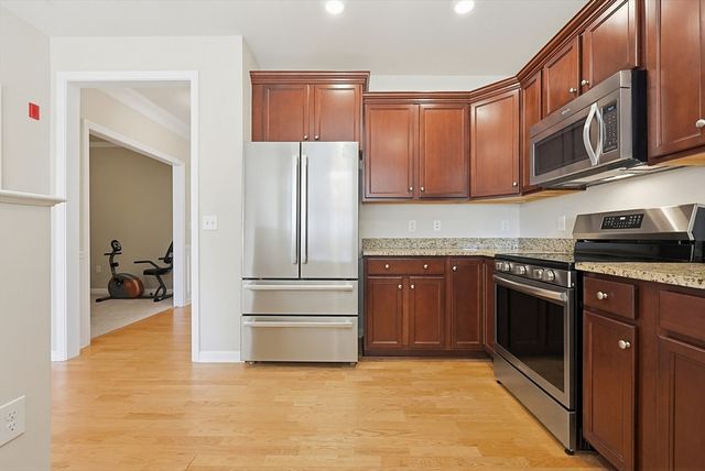 36 Augustus Ct 2012, Reading, MA 01867