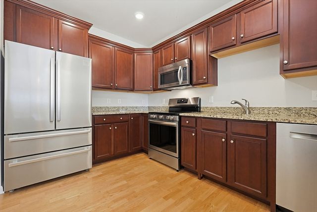 36 Augustus Ct 2012, Reading, MA 01867