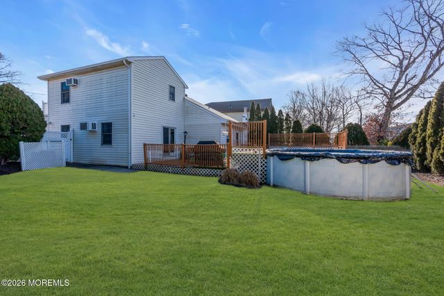 83 Seawood Drive, Keyport, NJ 07735