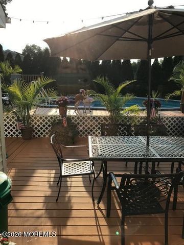 83 Seawood Drive, Keyport, NJ 07735