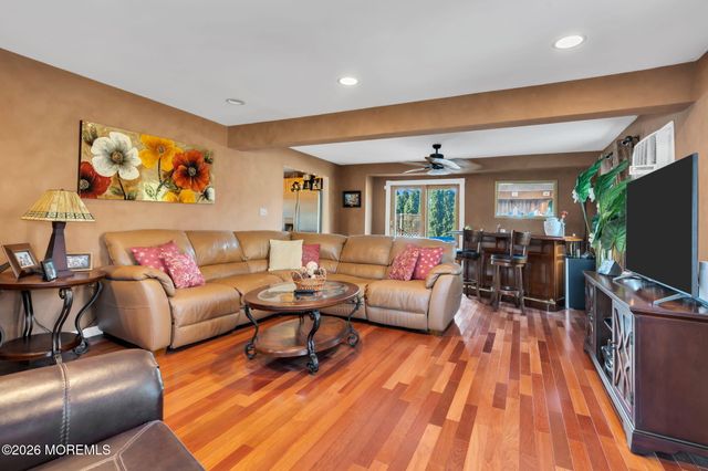 83 Seawood Drive, Keyport, NJ 07735