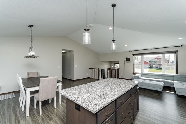 1421 Tunbridge Place NE, Byron, MN 55920