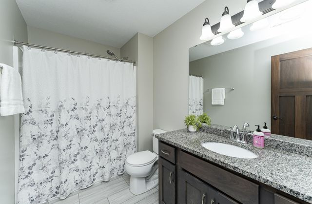 1421 Tunbridge Place NE, Byron, MN 55920