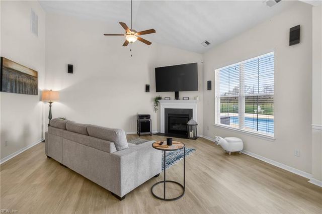 4008 Michael DR, Suffolk, VA 23432