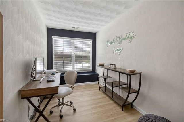 4008 Michael DR, Suffolk, VA 23432