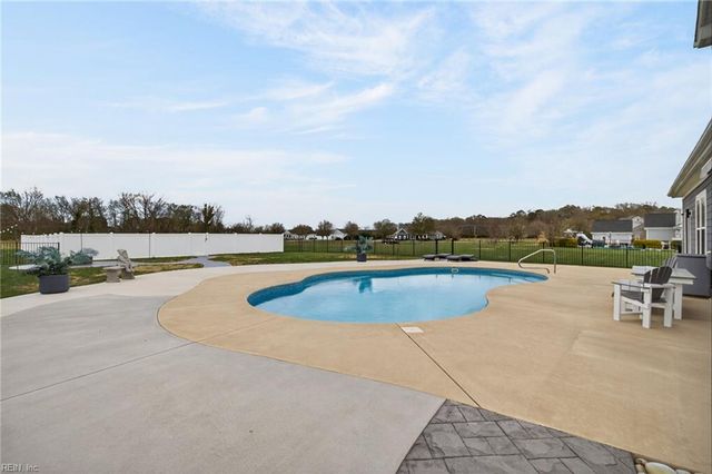 4008 Michael DR, Suffolk, VA 23432