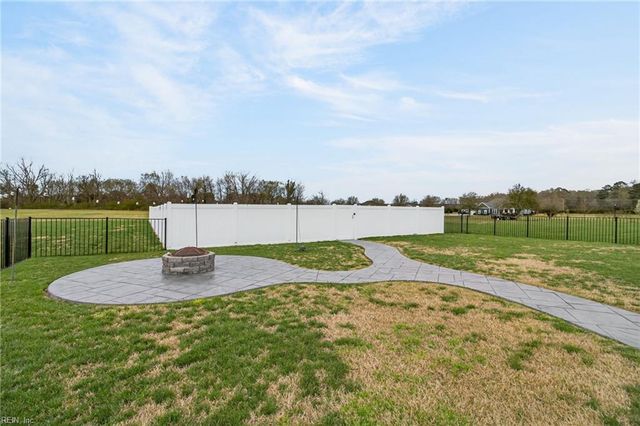 4008 Michael DR, Suffolk, VA 23432