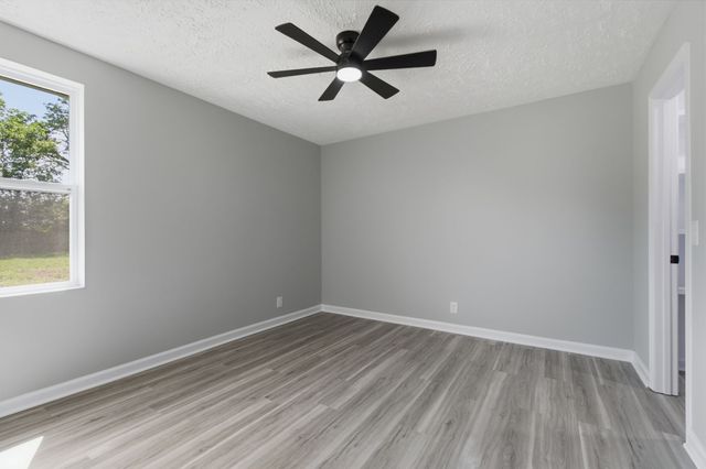 8019 Cooper Dr, Murfreesboro, TN 37129