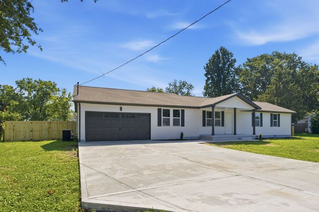 8019 Cooper Dr, Murfreesboro, TN 37129