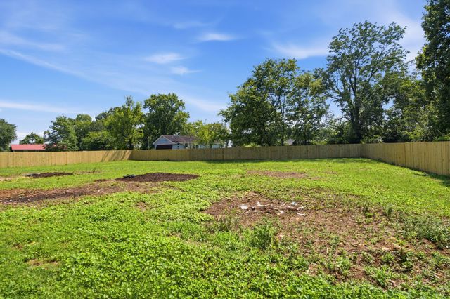 8019 Cooper Dr, Murfreesboro, TN 37129